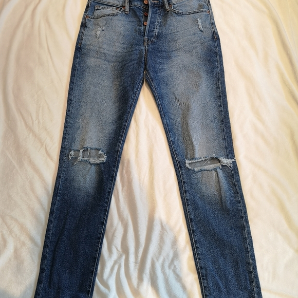 3/$25⭐Jeans - Picture 2 of 4